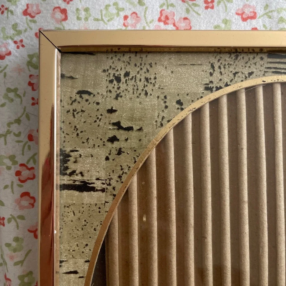 The Unbranded Brand picture size